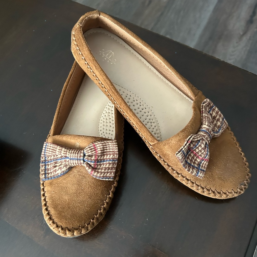 Women flat shoes size 40